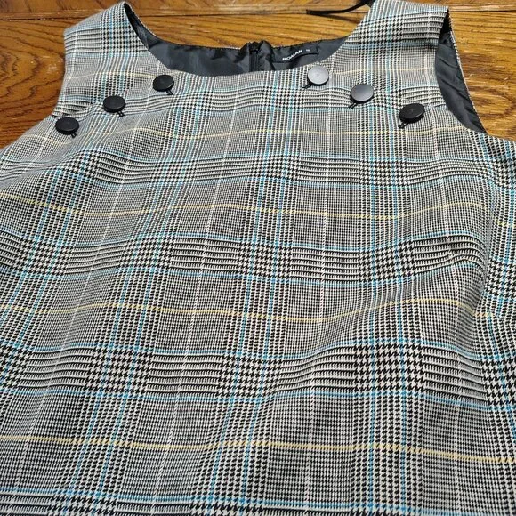 slevless jumper dress with button details - Picture 3 of 6